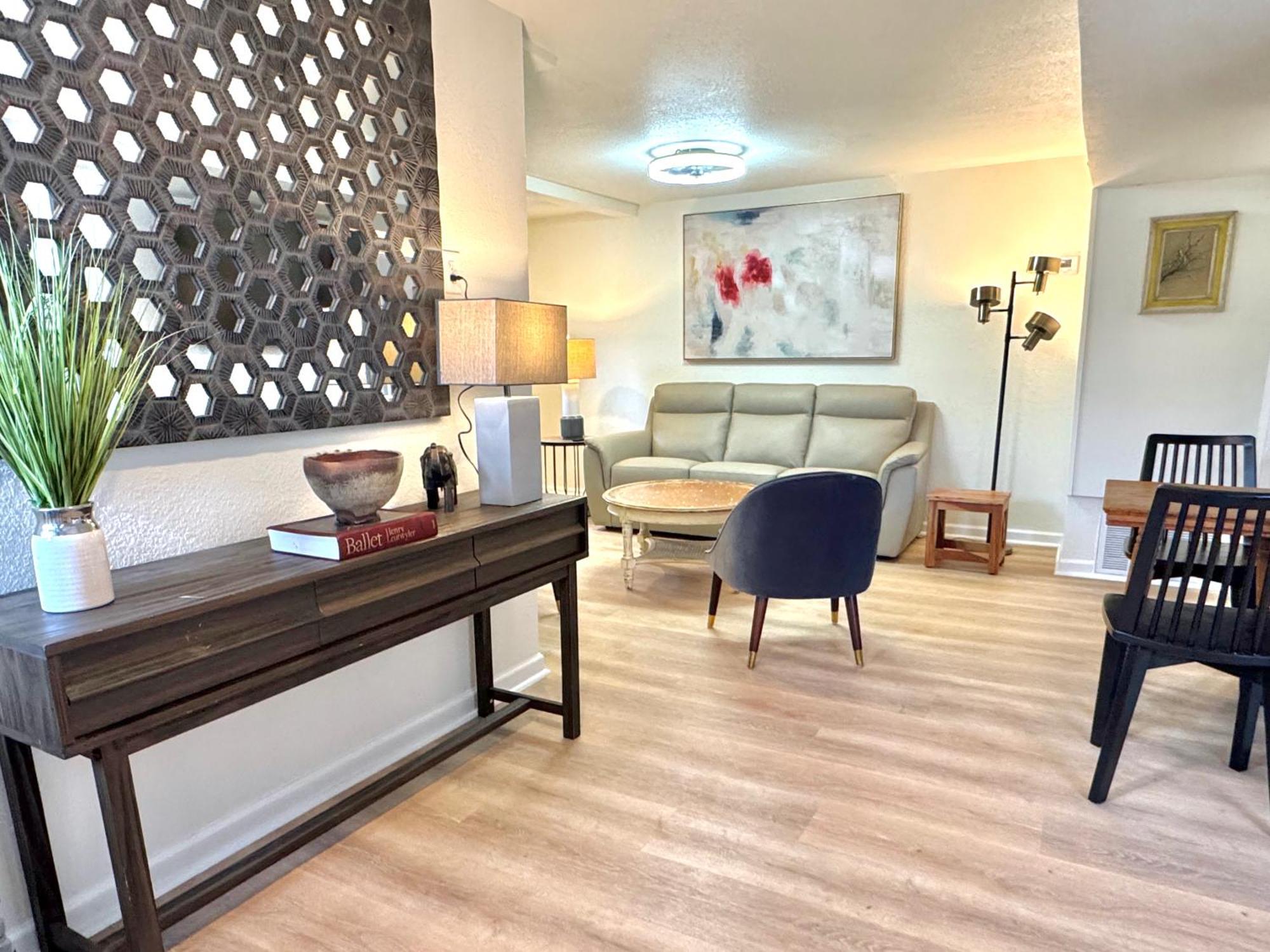 Upgraded Suite - Easy Access To Uptown #N29 Oklahoma City Buitenkant foto
