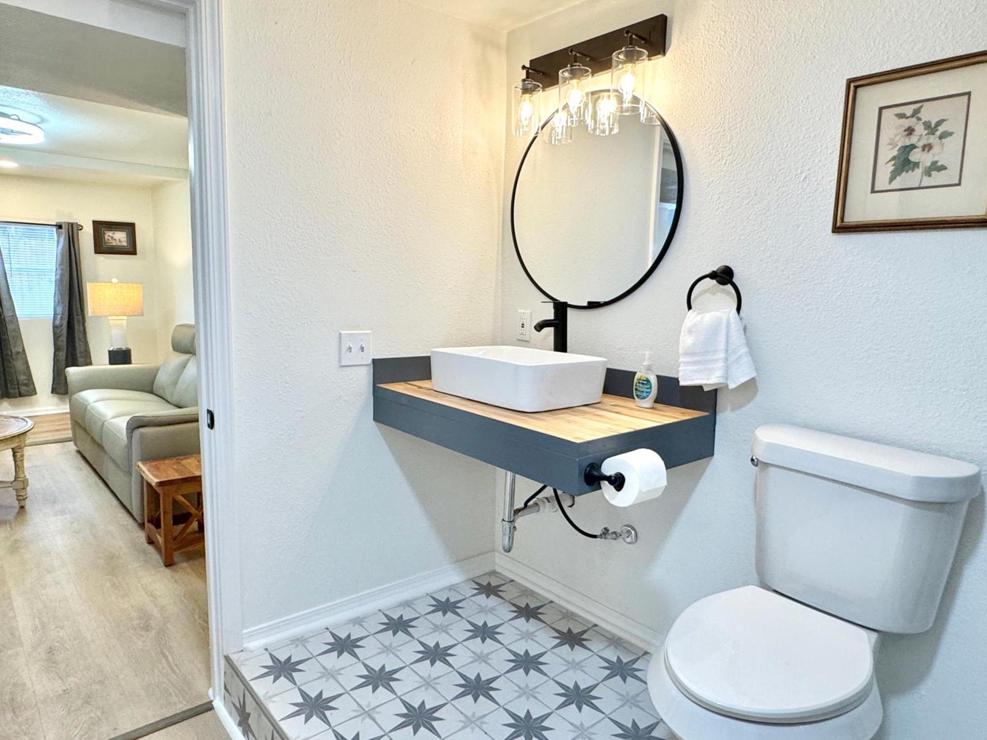 Upgraded Suite - Easy Access To Uptown #N29 Oklahoma City Buitenkant foto