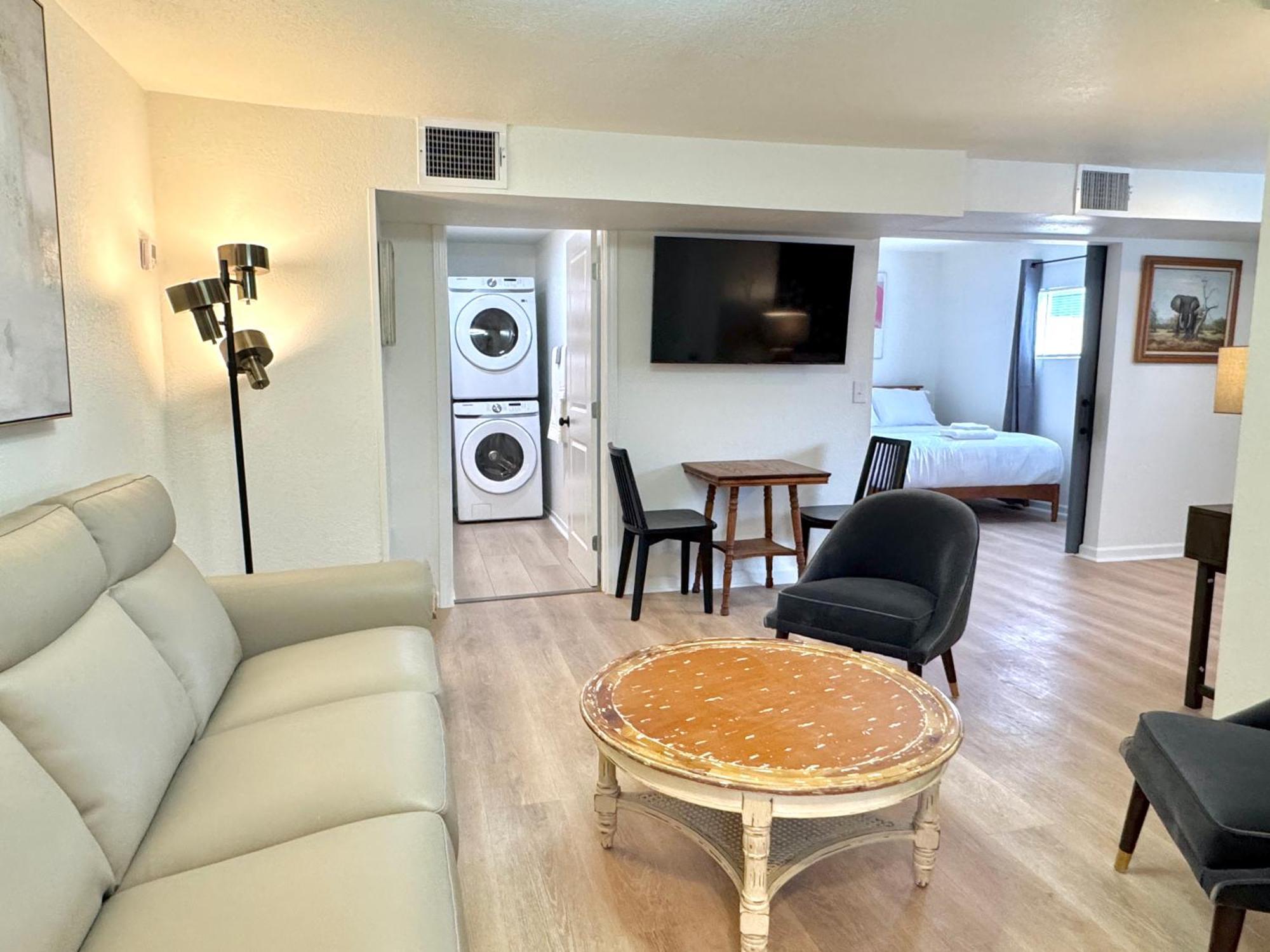 Upgraded Suite - Easy Access To Uptown #N29 Oklahoma City Buitenkant foto