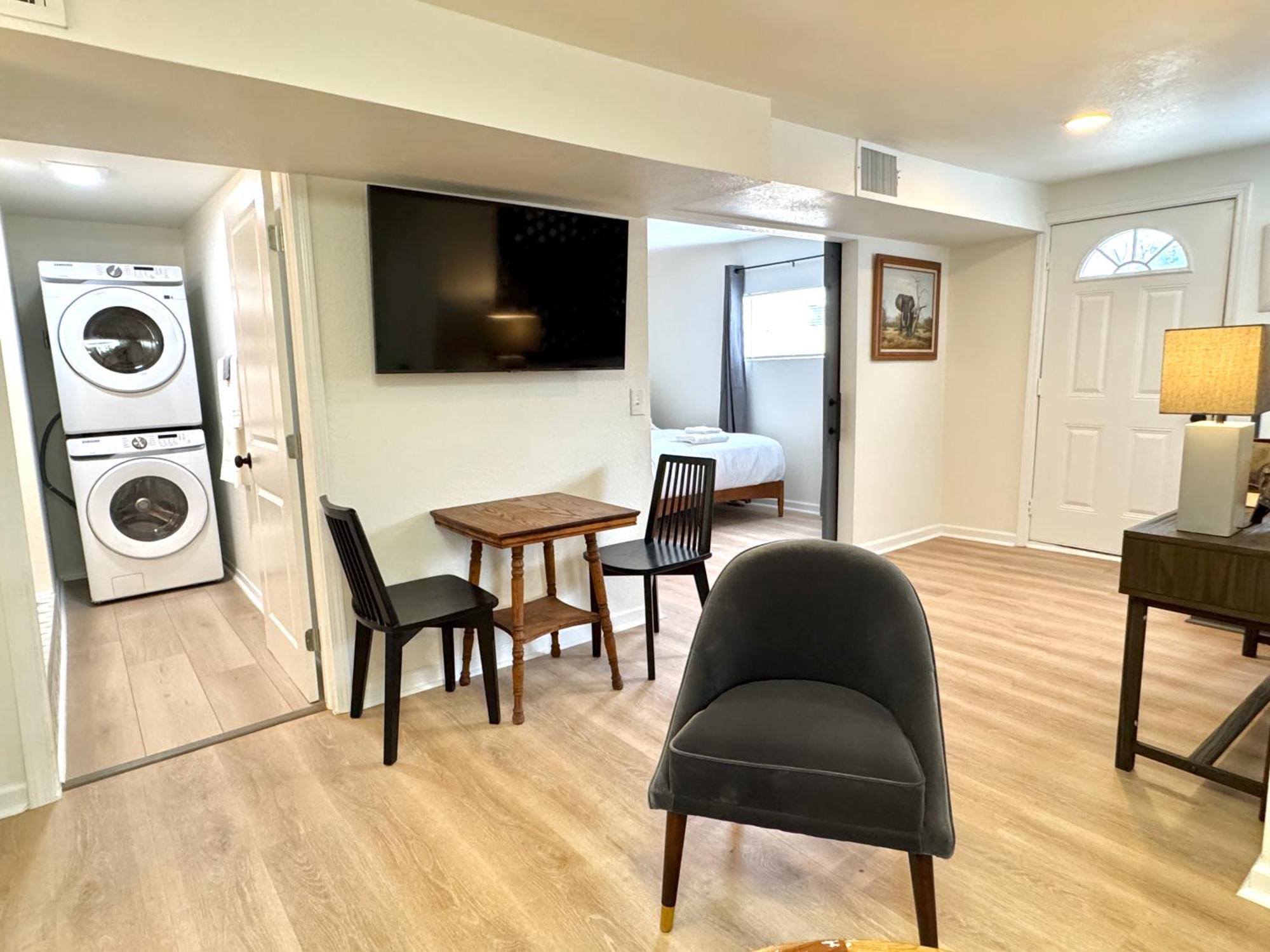Upgraded Suite - Easy Access To Uptown #N29 Oklahoma City Buitenkant foto